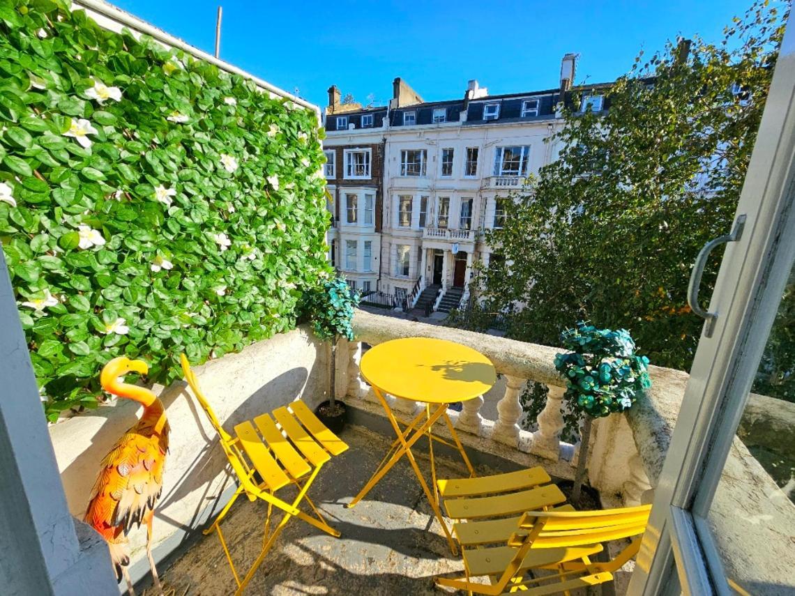 Charming Home With Private Balcony, On 1St Floor, With 2 Bathrooms, 3 Min Walk To Earl'S Court Station Londres Exterior foto